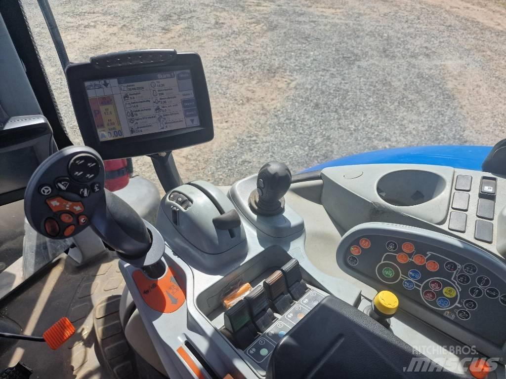 New Holland T7.270 Tractoren