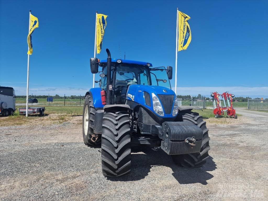 New Holland T7.270 Tractoren