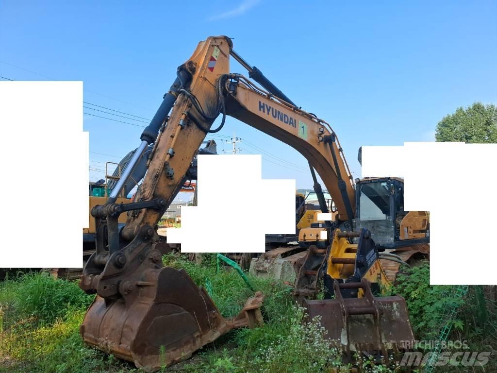 Hyundai HX 300 Rupsgraafmachines