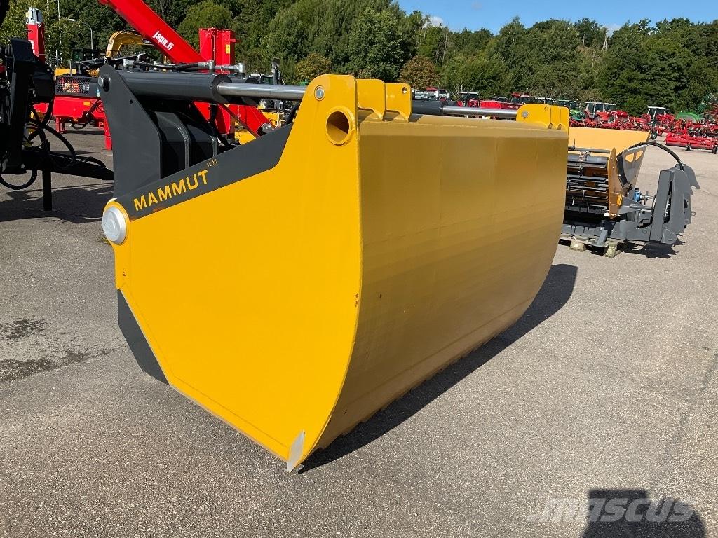 Mammut Blockuttagare Voermachines
