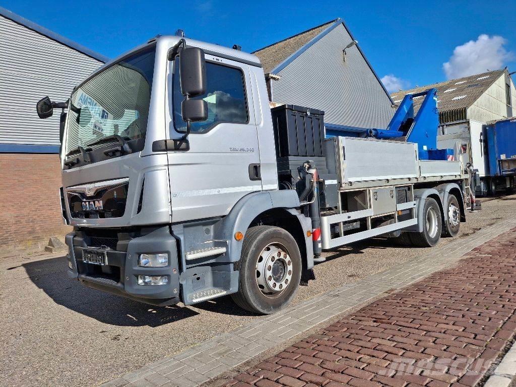 MAN TGM 26.340 6x2 Bakwagens met gesloten opbouw