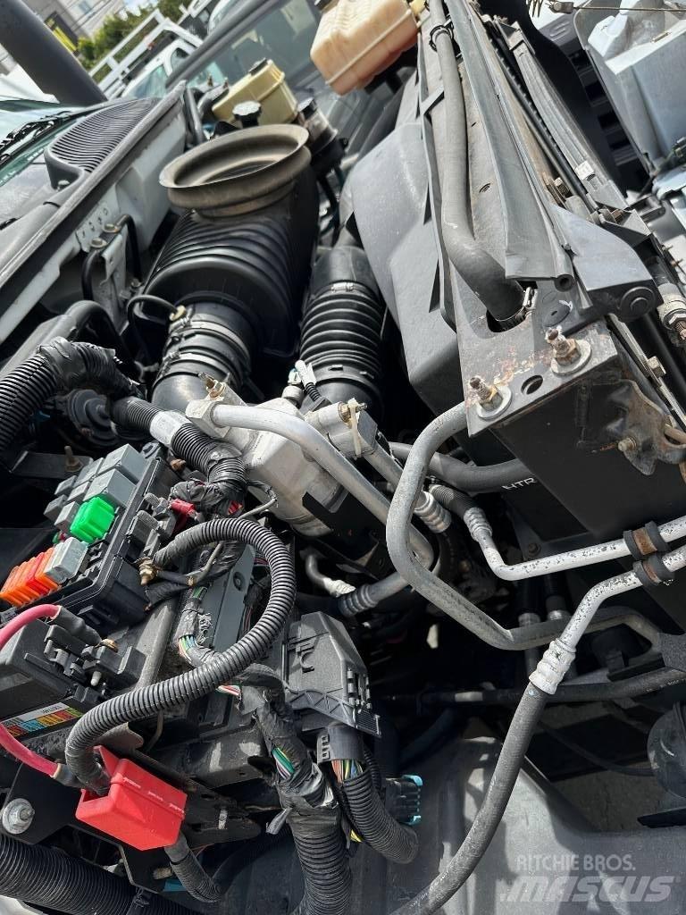 GMC Topkick C 6500 Chassis met cabine