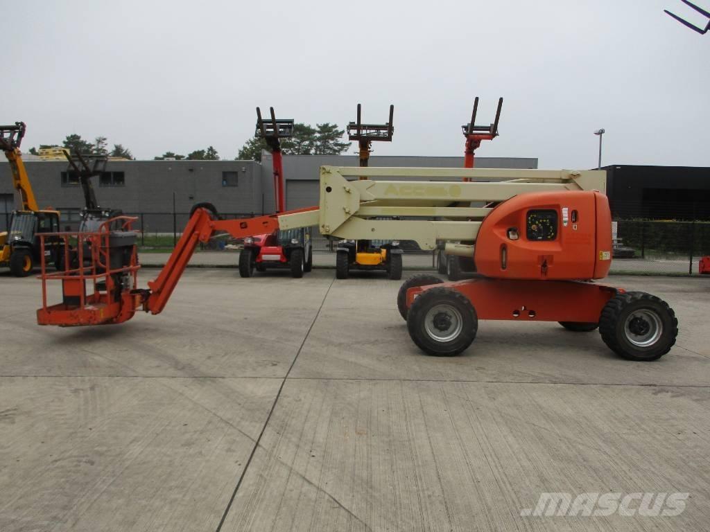 JLG 510 AJ  (557) Zelfrijdende knikarm hoogwerker