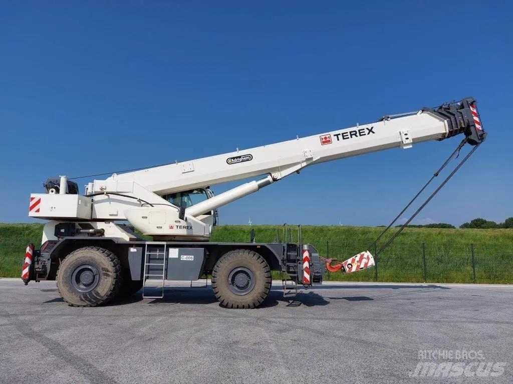 Terex RT90 Ruw terrein kranen
