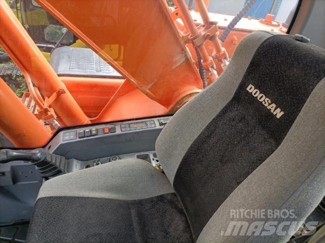 Doosan DX 300 Rupsgraafmachines