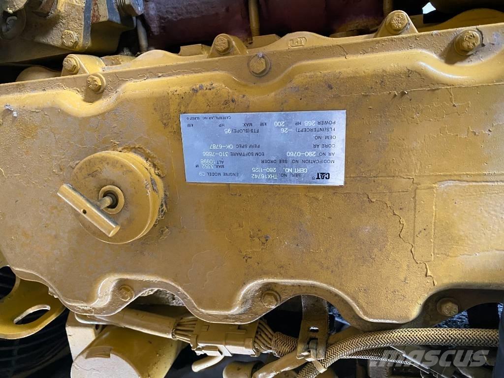 CAT 330 D Rupsgraafmachines