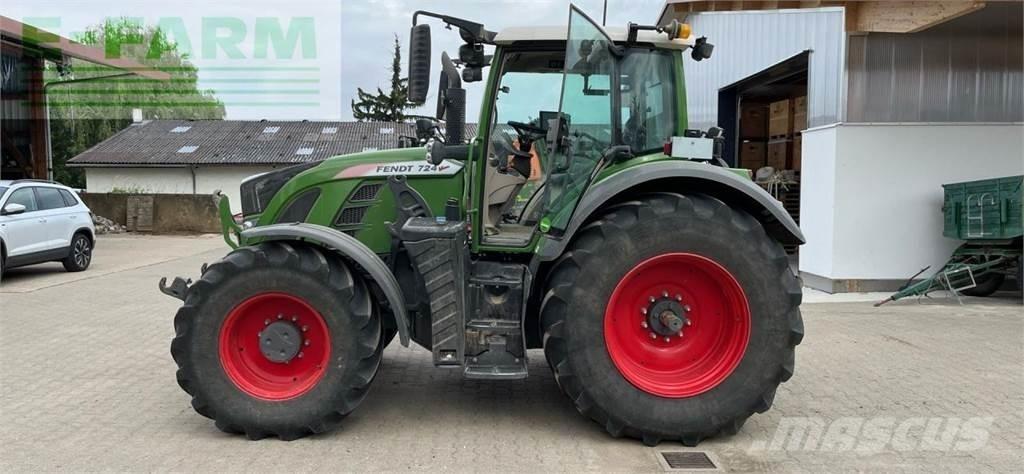 Fendt 724 Vario S4 Tractoren