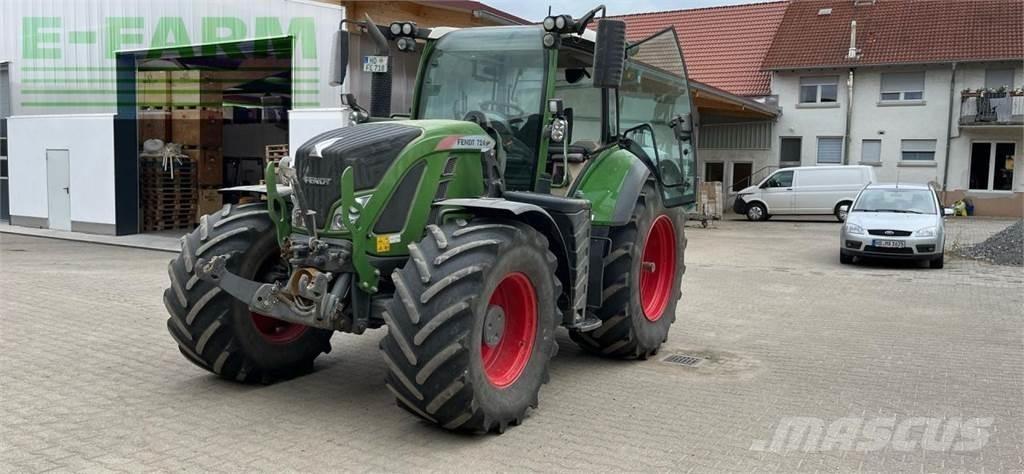 Fendt 724 Vario S4 Tractoren