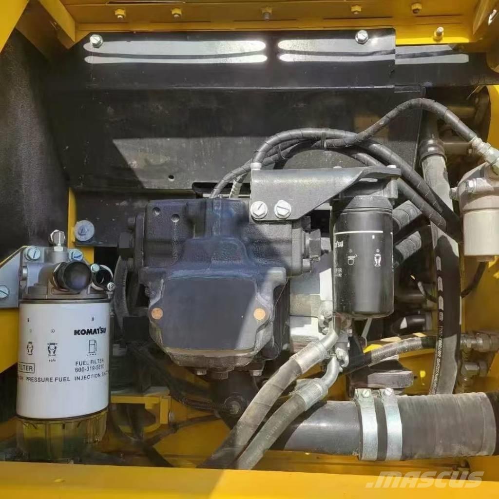 Komatsu 240LC-8 Rupsgraafmachines