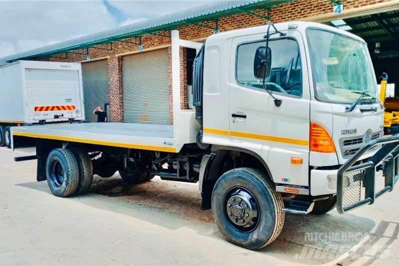 Hino 500 1322 4x4 Anders