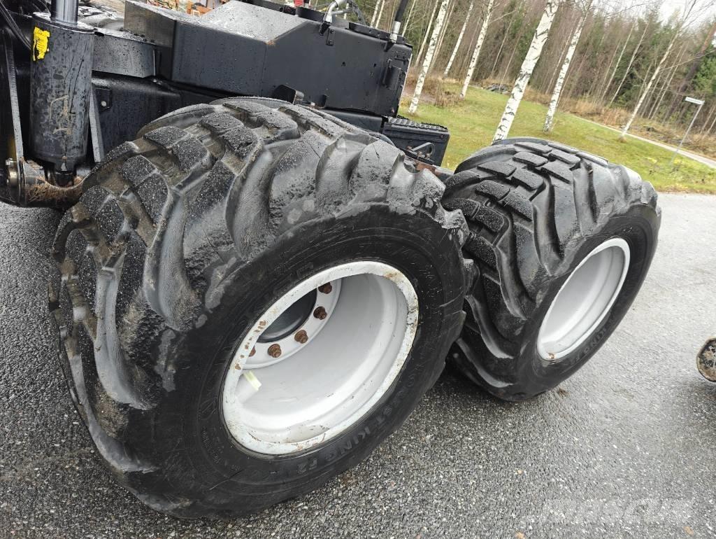 Komatsu 901 XC Harvesters