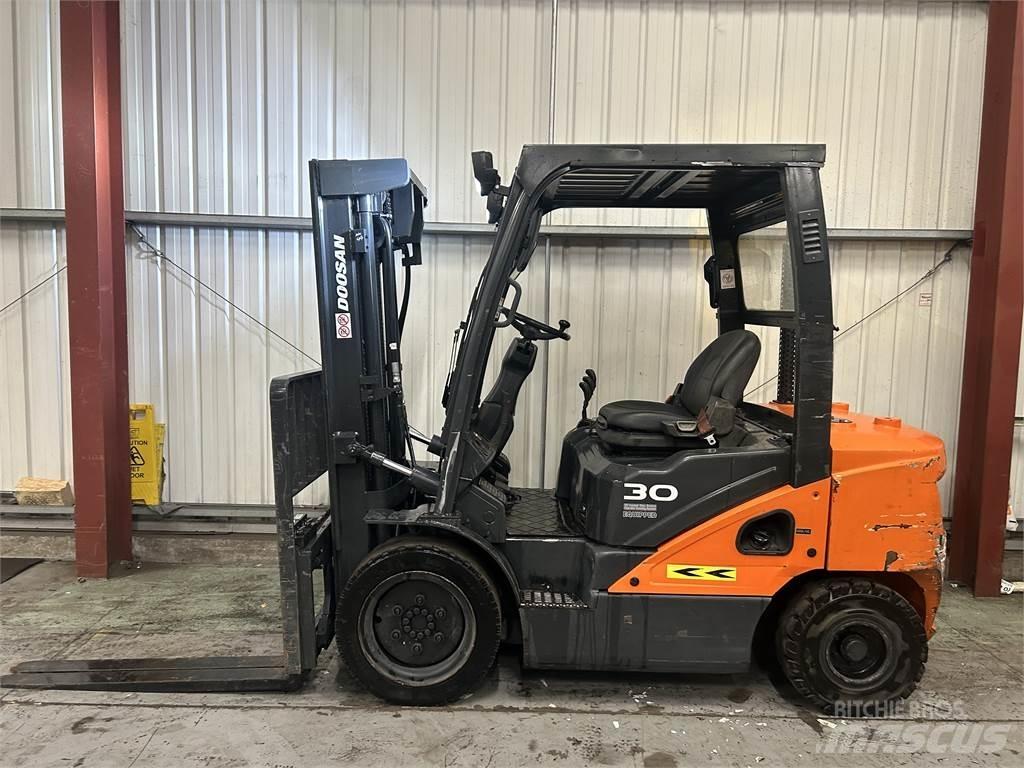 Doosan D30S-5 Diesel heftrucks