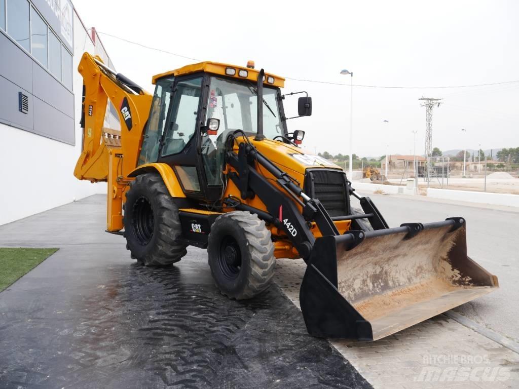 CAT 442 D Graaf-laadcombinaties