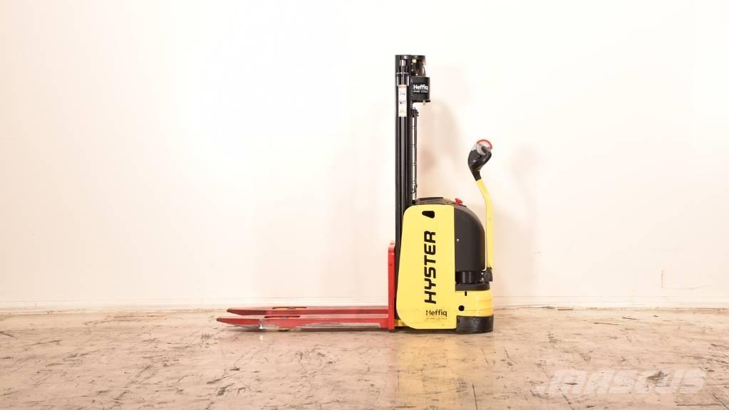 Hyster S 1.0-24 Meeloop stapelaar