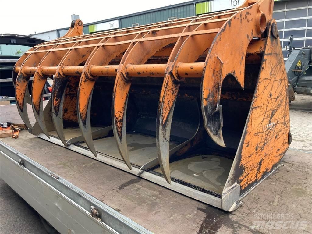 Kock + SOHN 2400 XL Uitkuilmachines