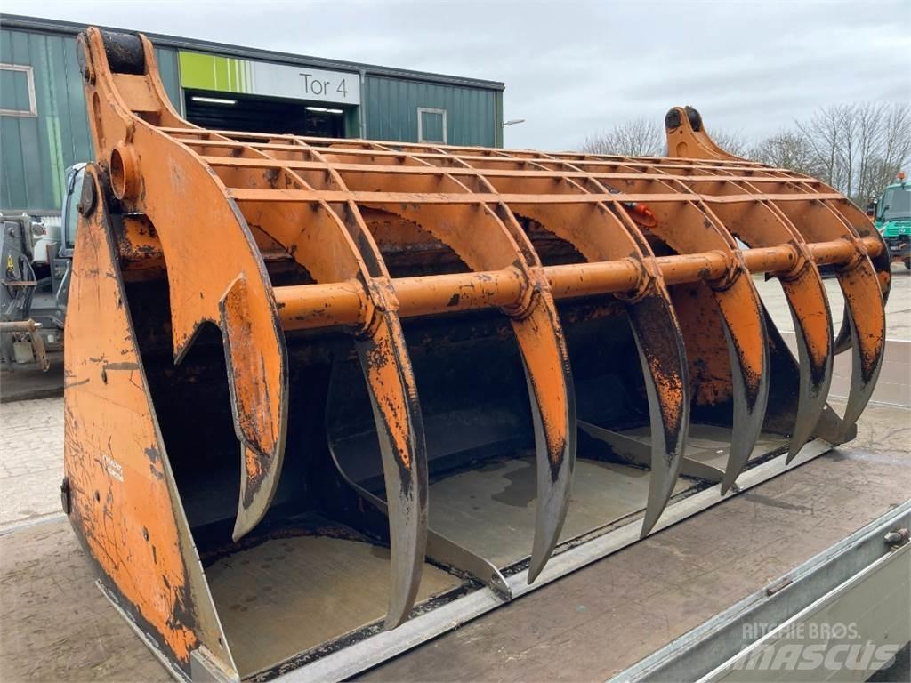 Kock + SOHN 2400 XL Uitkuilmachines