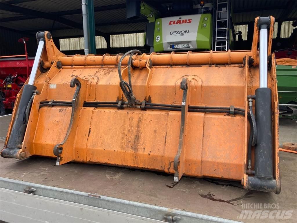 Kock + SOHN 2400 XL Uitkuilmachines
