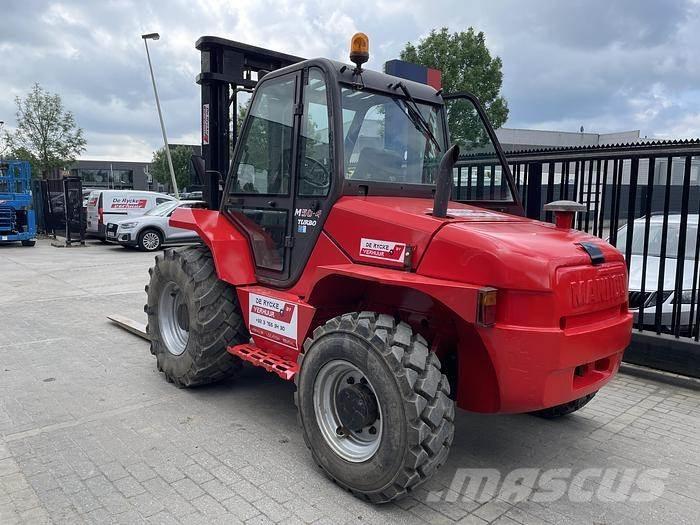 Manitou M50-4 Vorkheftruck voor zwaar terrein