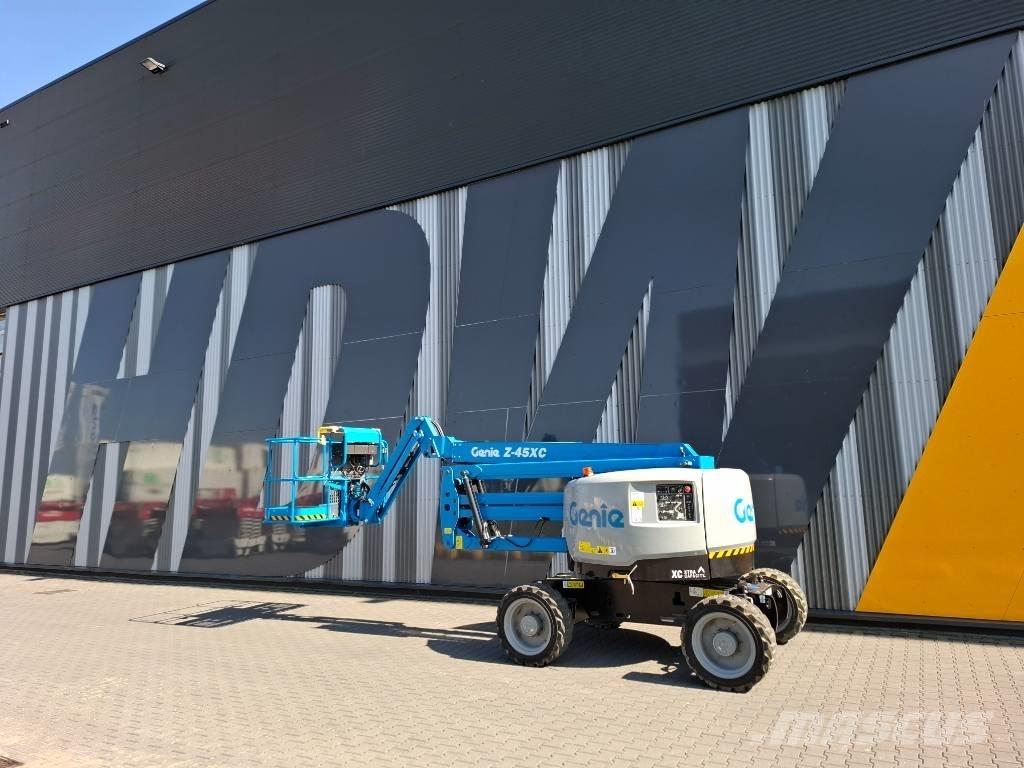 Genie Z45XC Knikarmhoogwerkers