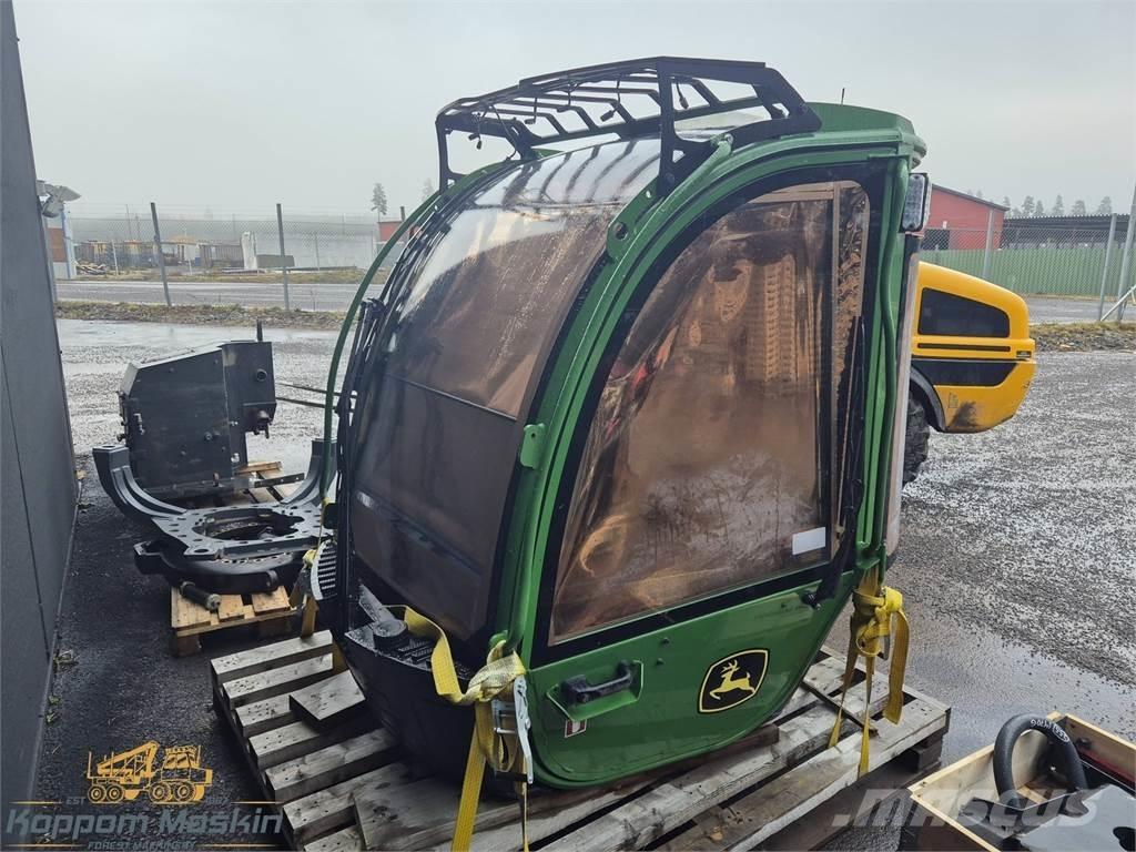 John Deere 1270G Cabine en interieur