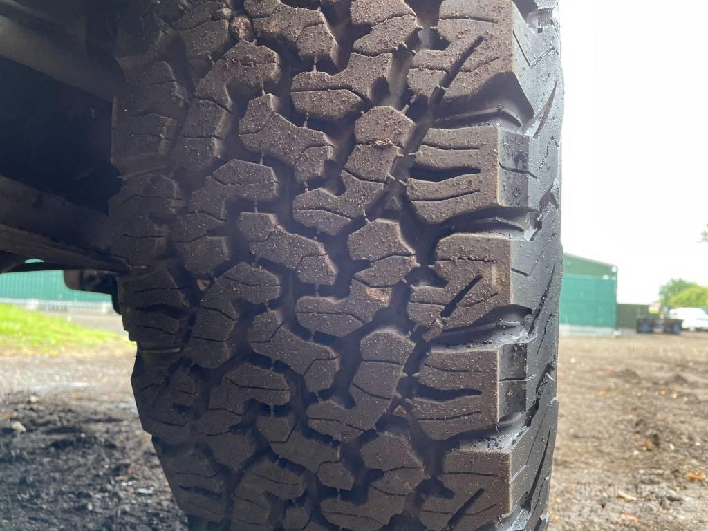 Nissan Navara Bestelwagens met open laadbak