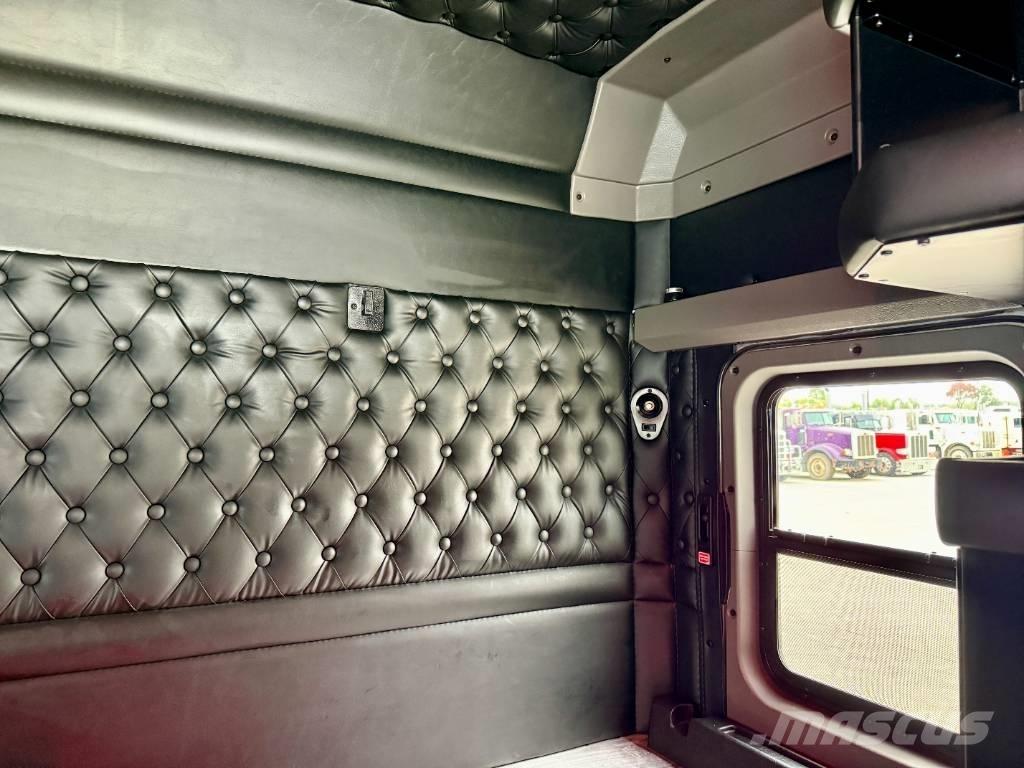 Kenworth W 900 Sleepwagens