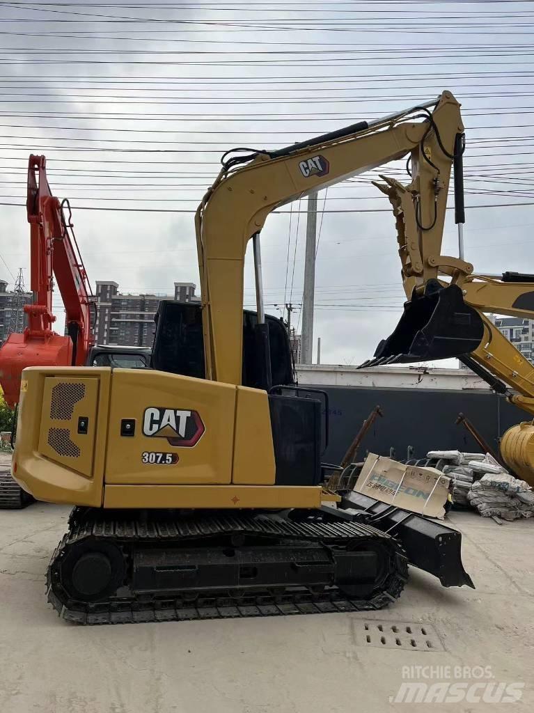 CAT 307 Rupsgraafmachines