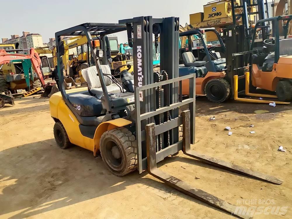 Komatsu FD 30 T-16 Diesel heftrucks