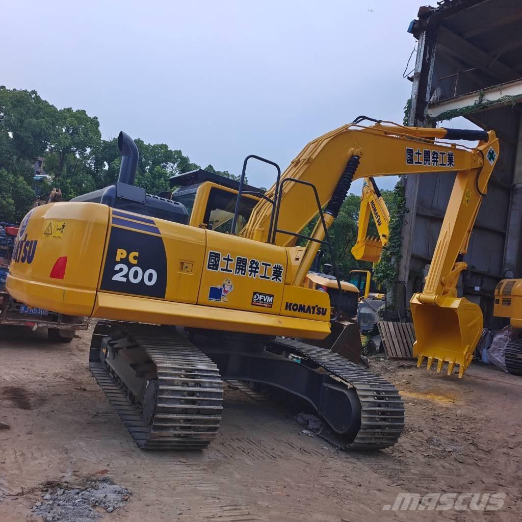 Komatsu PC 200 Rupsgraafmachines