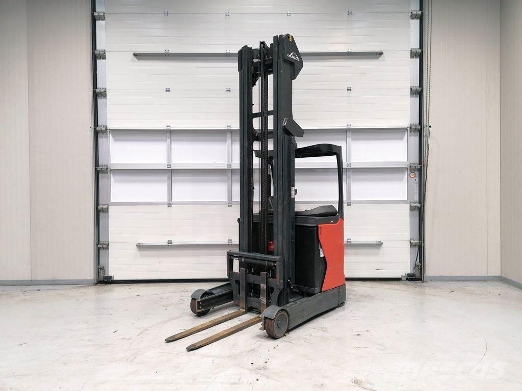 Linde R14-01 Reachtruck voor hoog niveau