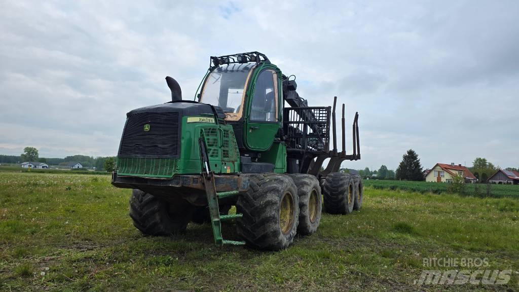 John Deere 1210 E Uitrijwagens