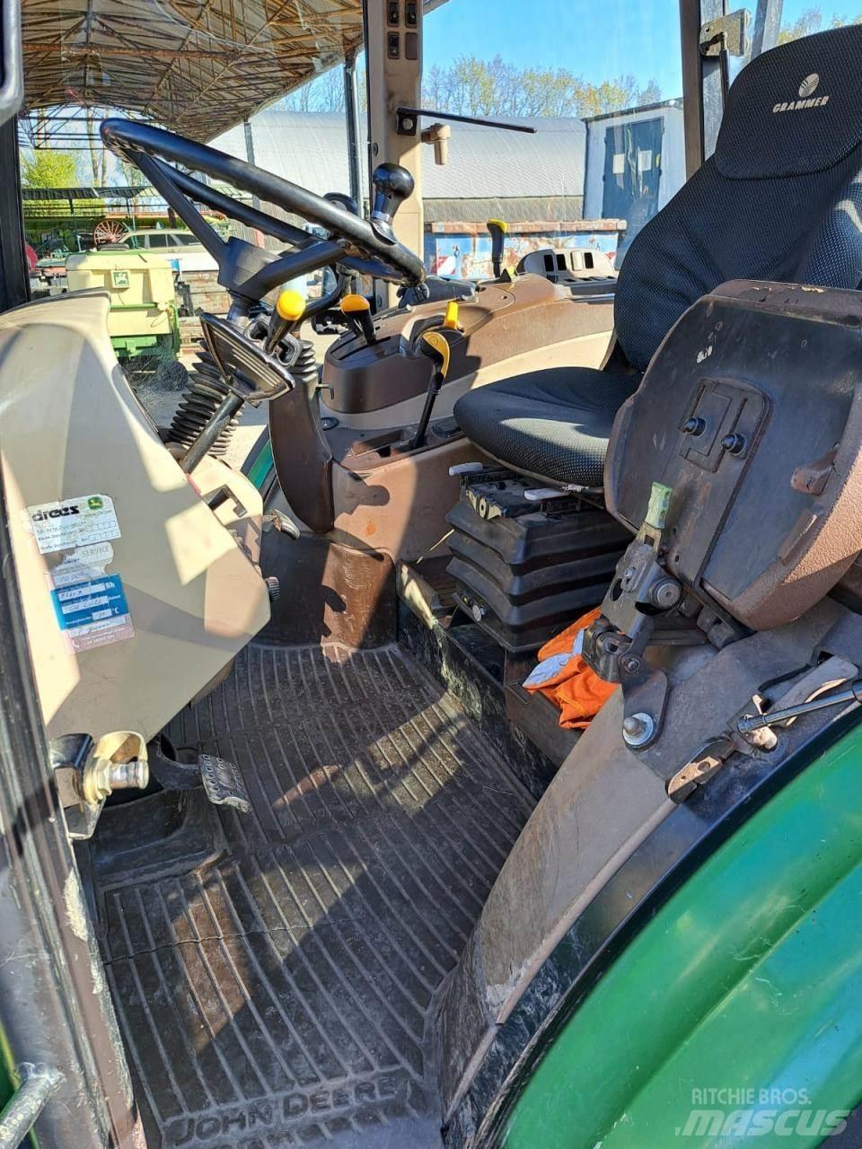 John Deere 5720 + FL Tractoren