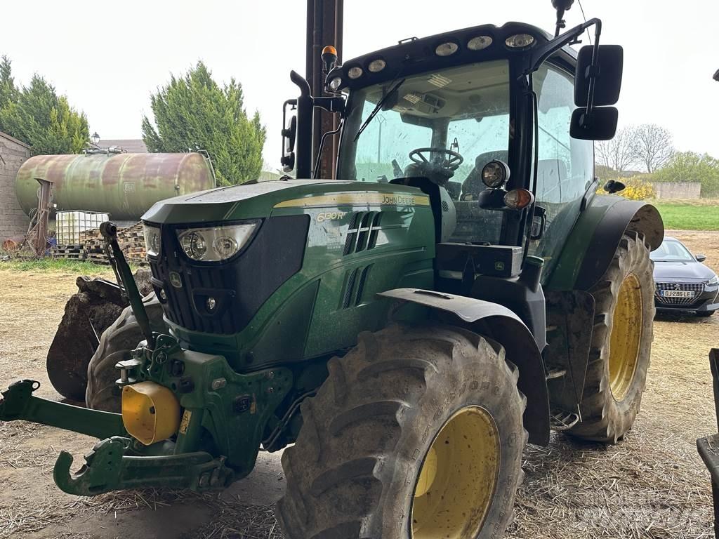 John Deere 6130R Tractoren
