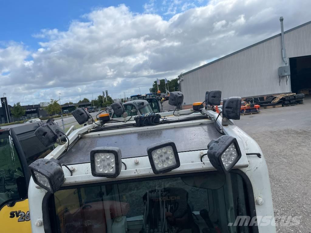 Takeuchi TB 225 Minigraafmachines < 7t