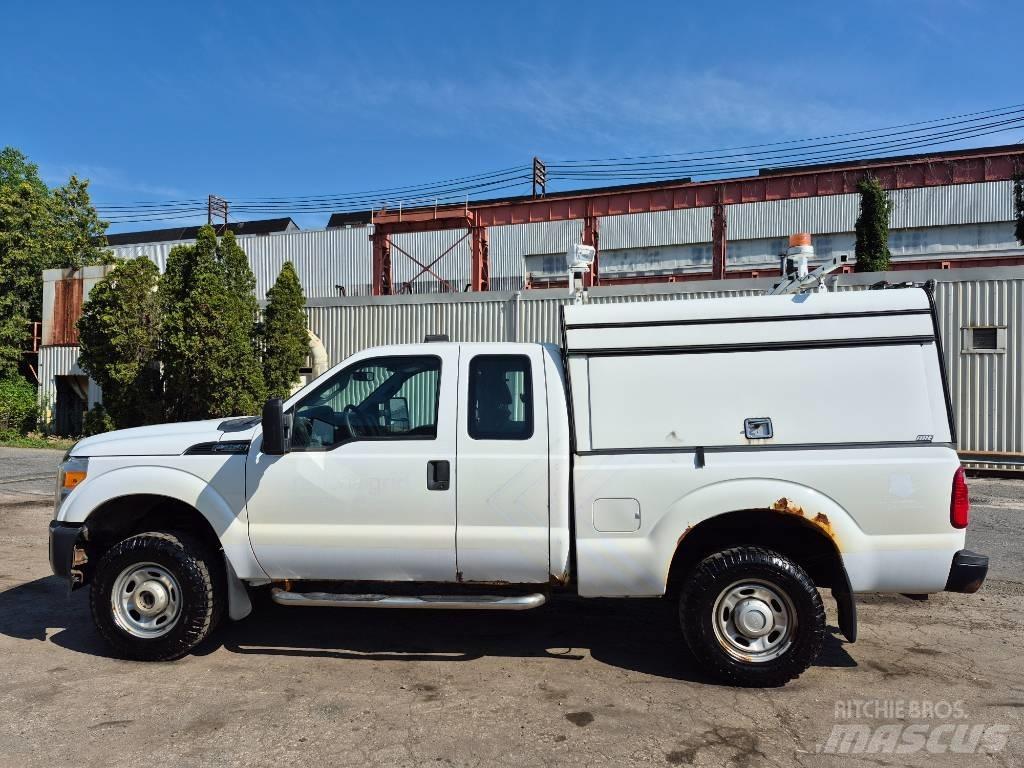 Ford F 250 Bestelwagens met open laadbak