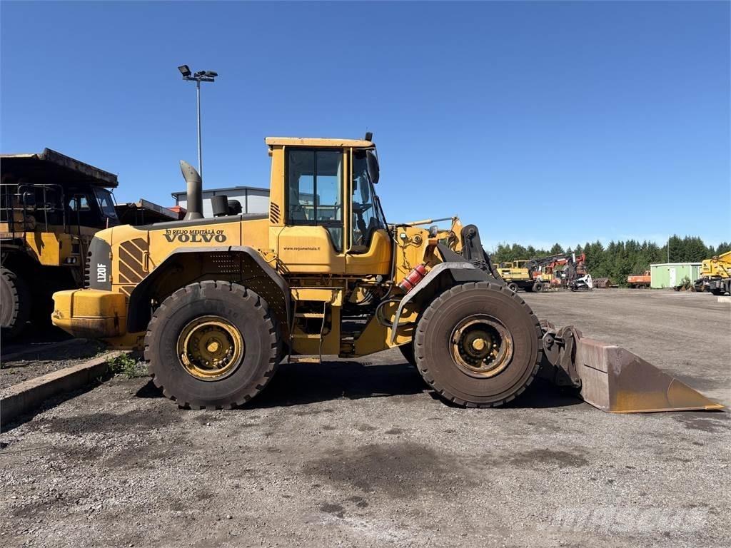 Volvo L120F Wielladers
