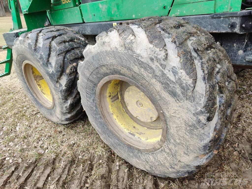 John Deere 1210 G Uitrijwagens
