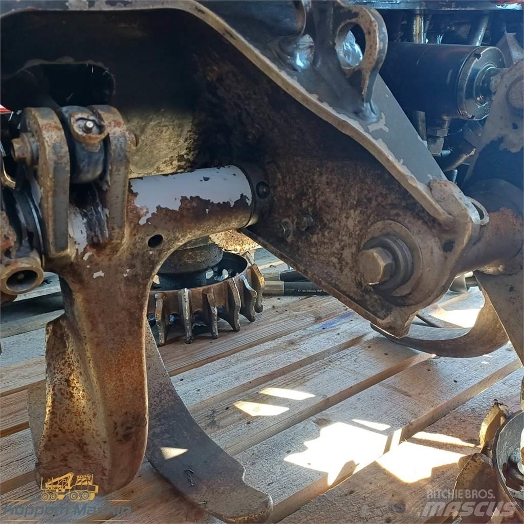 Komatsu C124 Boomvelkoppen