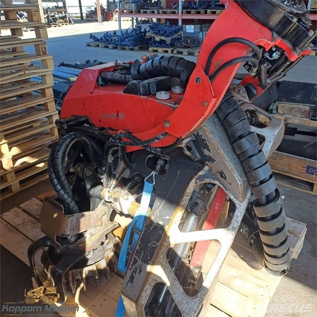 Komatsu C124 Boomvelkoppen
