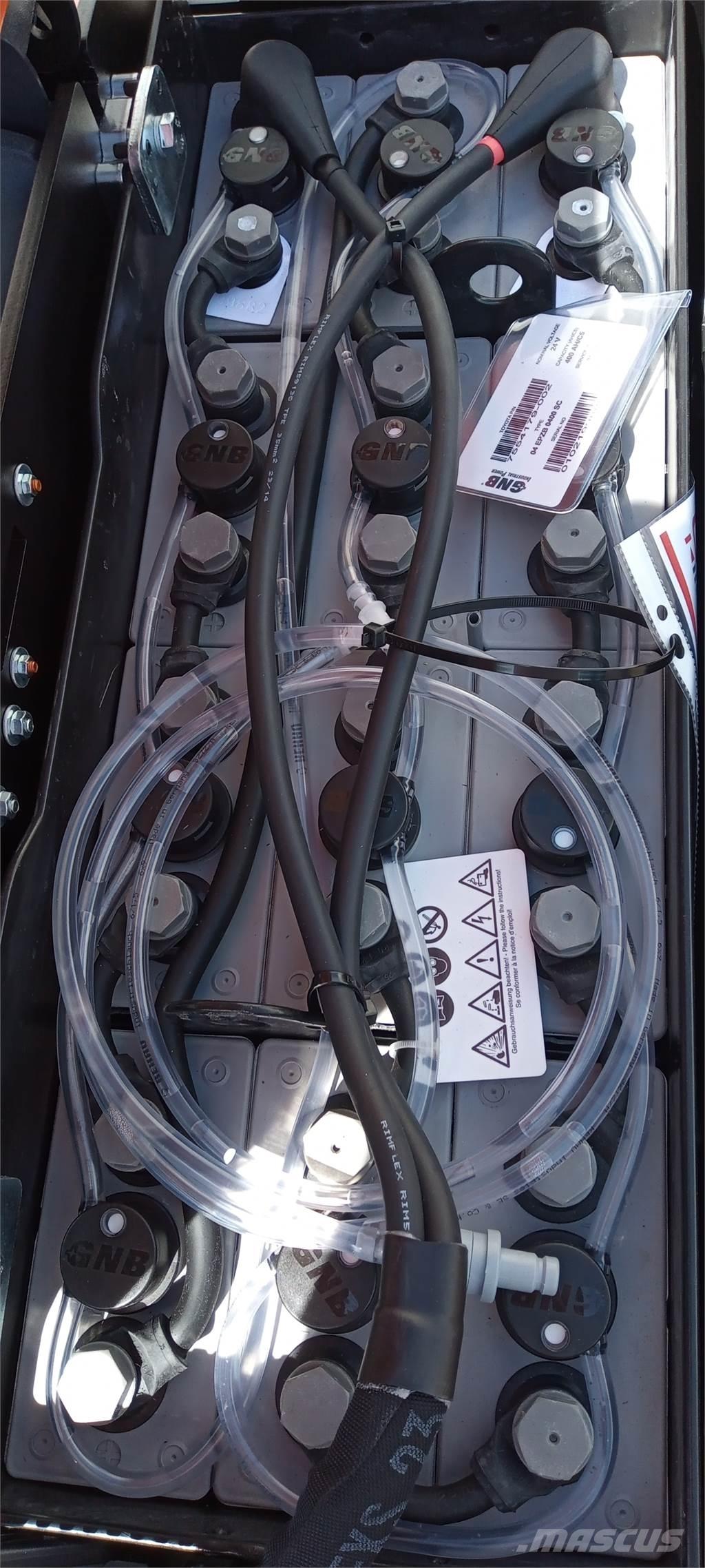 Toyota LPE 250 Meeloop stapelaar