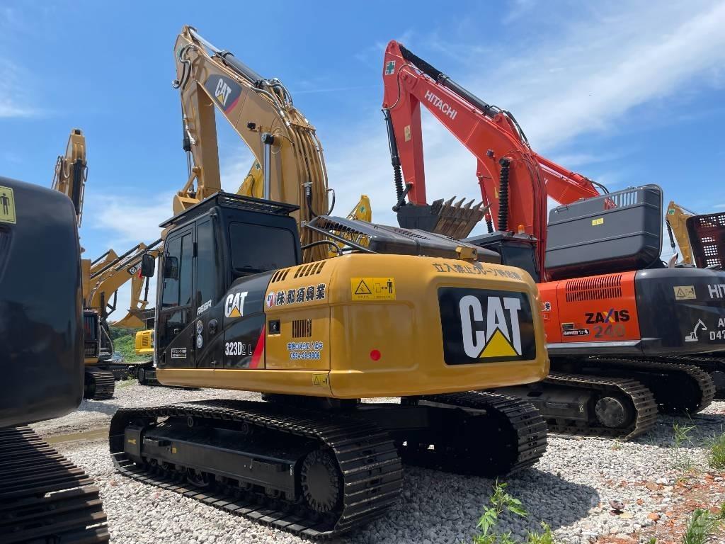 CAT 323D2 Rupsgraafmachines