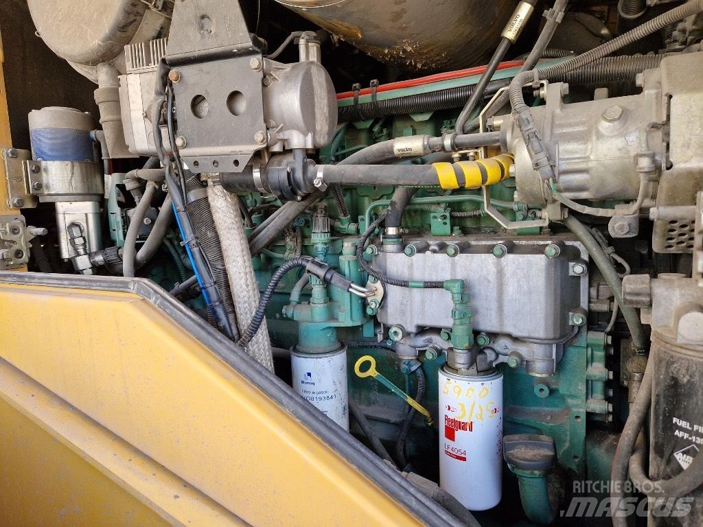 Volvo L 120 F Wielladers