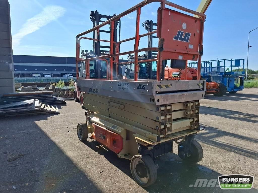 JLG 3246ES Schaarhoogwerkers
