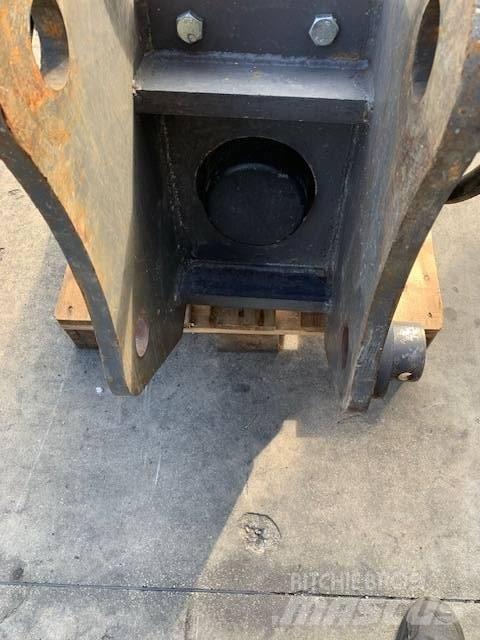 Atlas Copco SB 702 Hamers en brekers