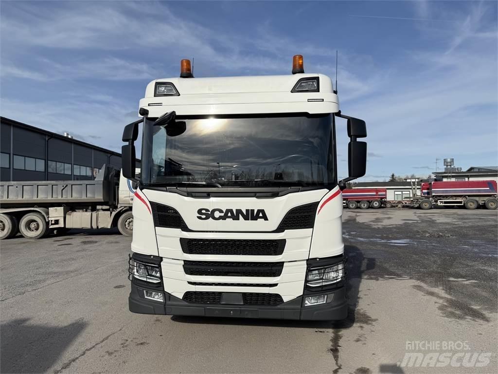Scania P 360 6X2 Chassis met cabine