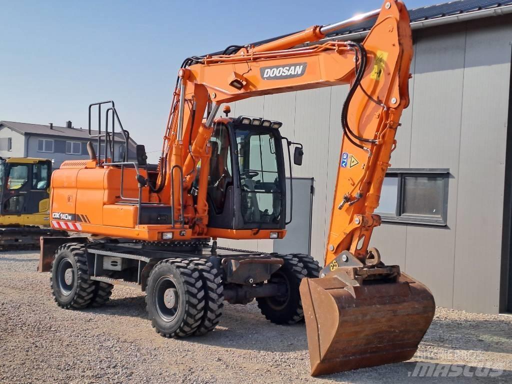 Doosan DX 140 W-3 Wielgraafmachines