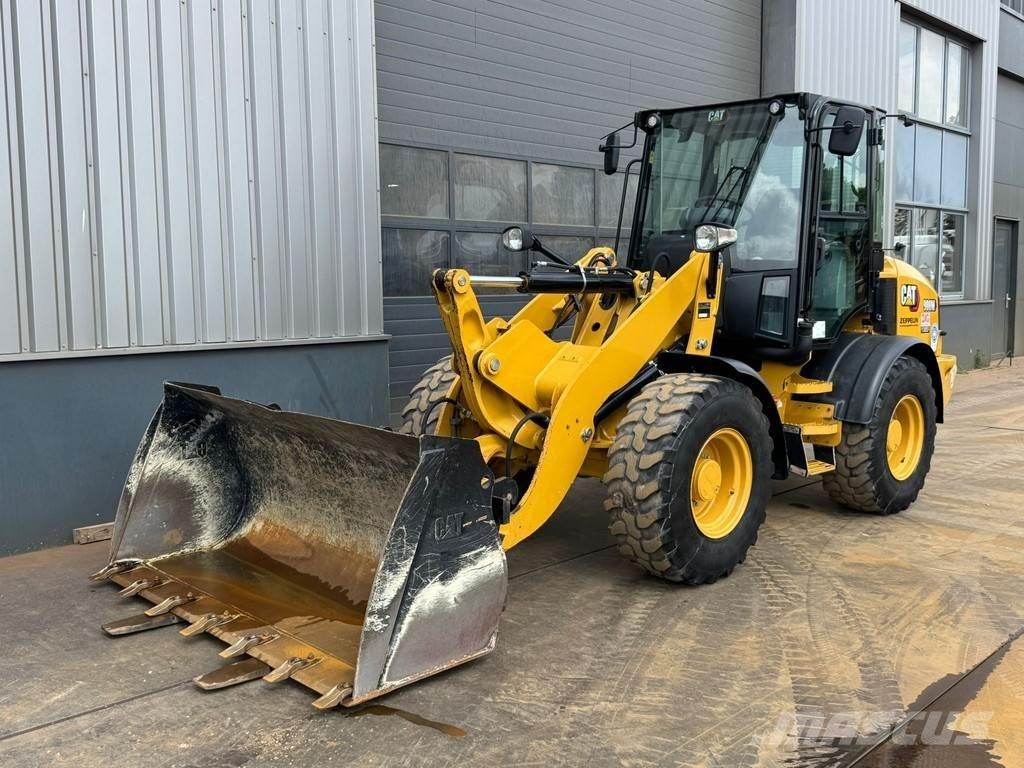 CAT 908M Wielladers