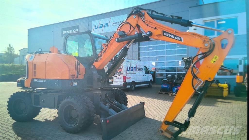 Develon DX100W-7 Wielgraafmachines