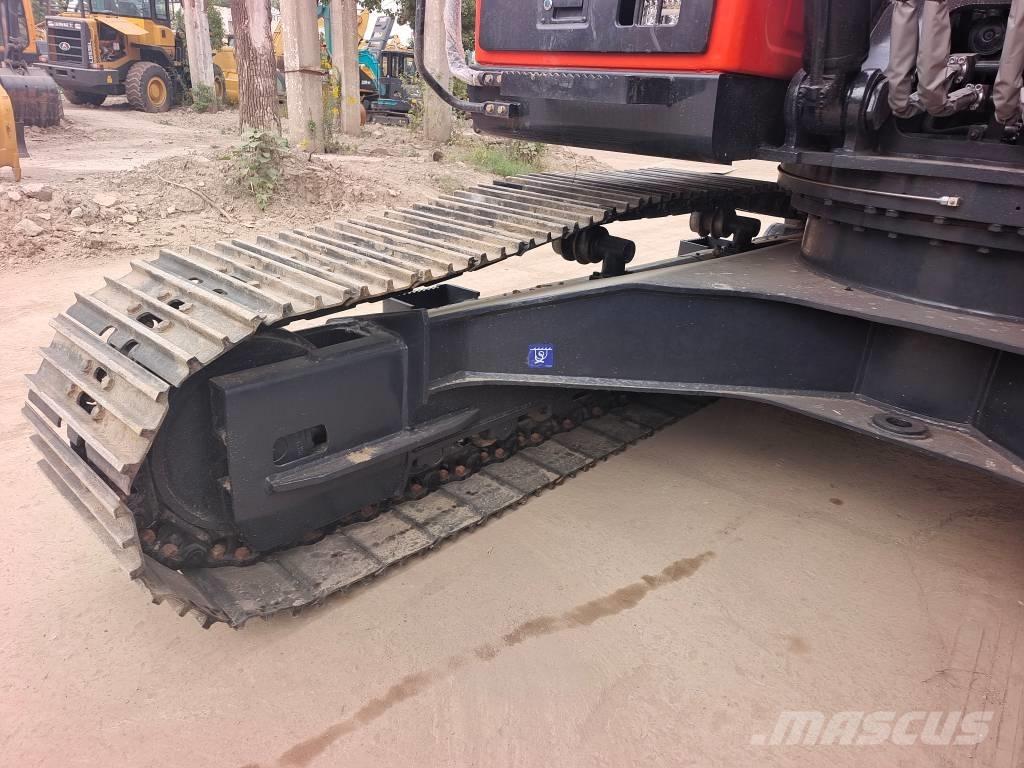 Doosan DX225LC Rupsgraafmachines