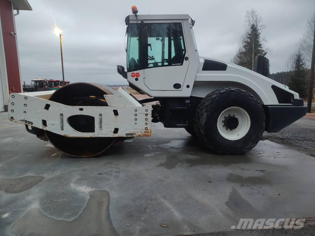 Bomag BW 216 D-4i Trilrolwalsen